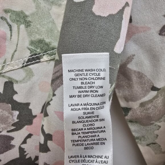 Chicos Floral Button Up Blouse Top Long Sleeve Super Soft Lyocell Sz Medium EUC - Picture 5 of 8